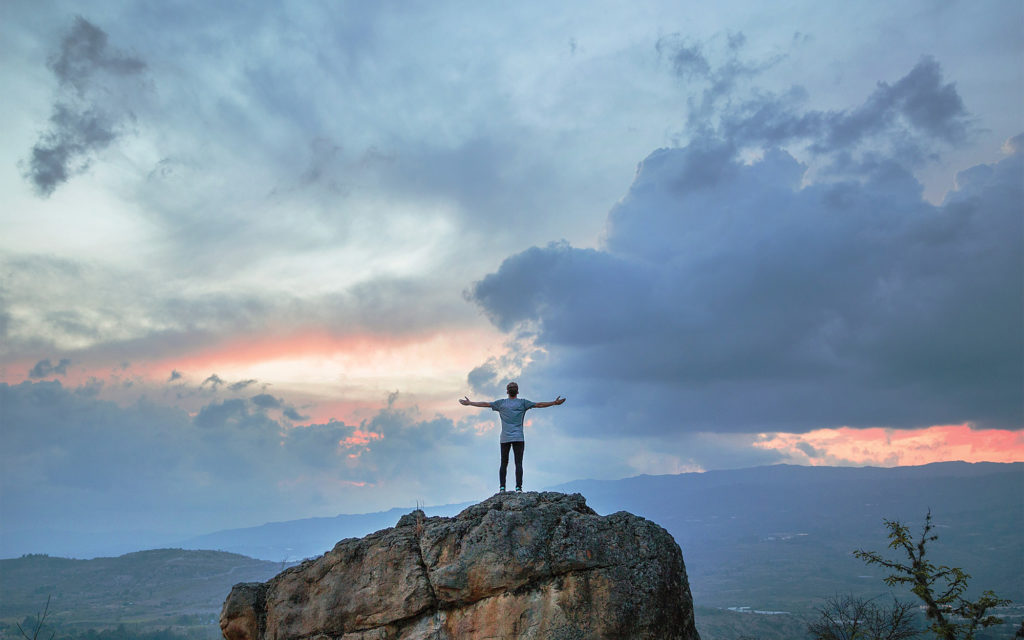 Path to Humility #64: The Path of Seeing Every Interaction as a Test From God. Photo by Joshua Earle on Unsplash